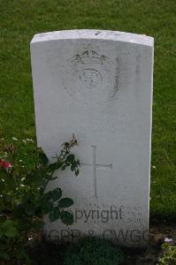 Dozinghem Military Cemetery - Campbell, J